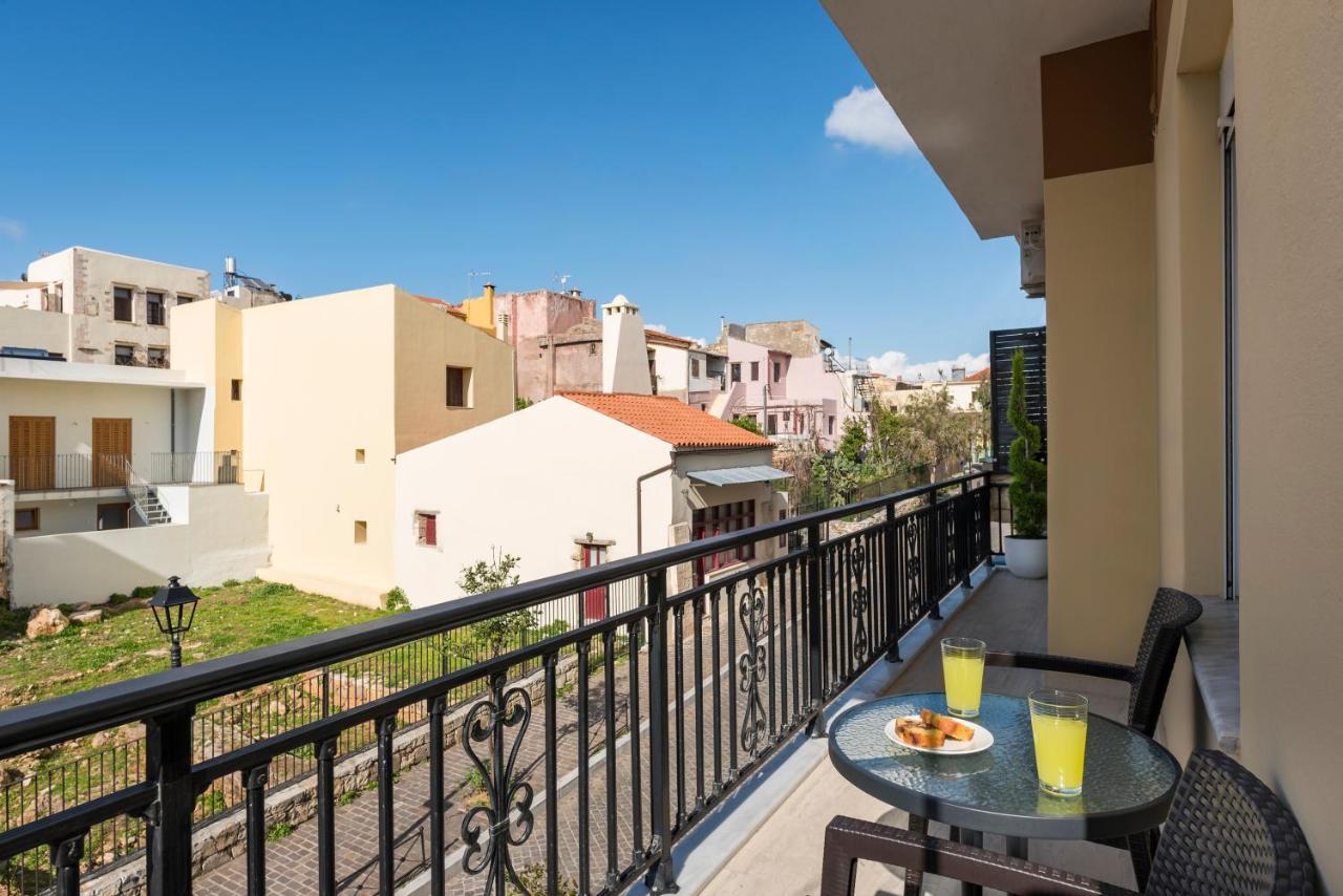 Old Harbor Apartment Luxury Living Chania Ханя Екстериор снимка