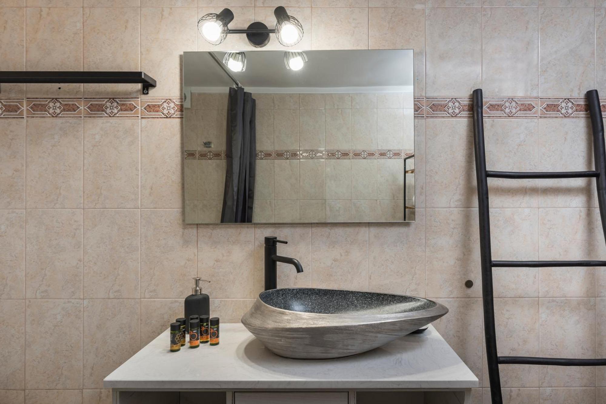 Old Harbor Apartment Luxury Living Chania Ханя Екстериор снимка
